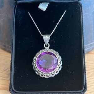 Vintage Mid Centuries Mexican Crafted 925 Pendant with Chain